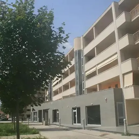 Casa Alpi 44 - Two Bedroom Flat With Huge Balcony *