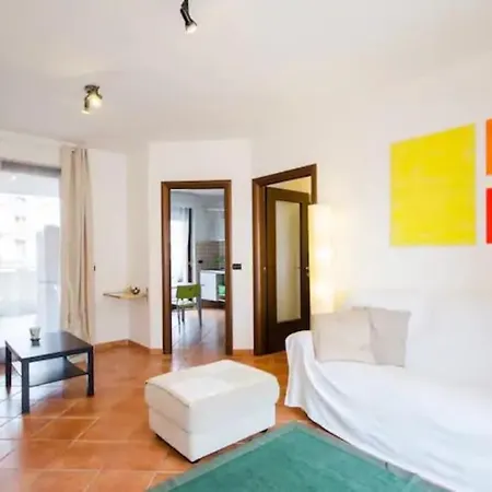 Casa Alpi 44 - Two Bedroom Flat With Huge Balcony