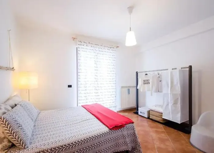 Casa Alpi 44 - Two Bedroom Flat With Huge Balcony Pescara