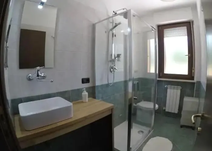 Casa Alpi 44 - Two Bedroom Flat With Huge Balcony Pescara